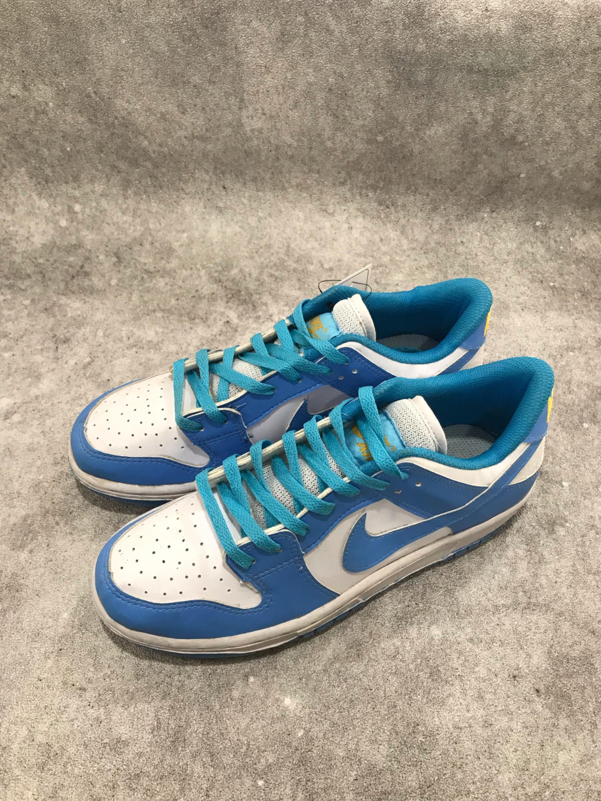 NIKE AIR PREMIUM BIRU PUTIH